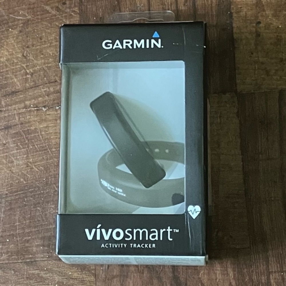 Garmin Vivosmart Activity Tracker, Large 155-221 mm, BNIB